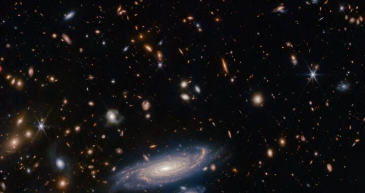 https://cdn.esahubble.org/archives/images/large/sci23002a.jpg